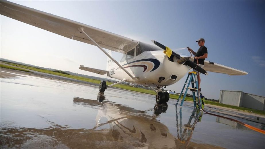 Washing Your Airplane – A Quick and Dirty Guide