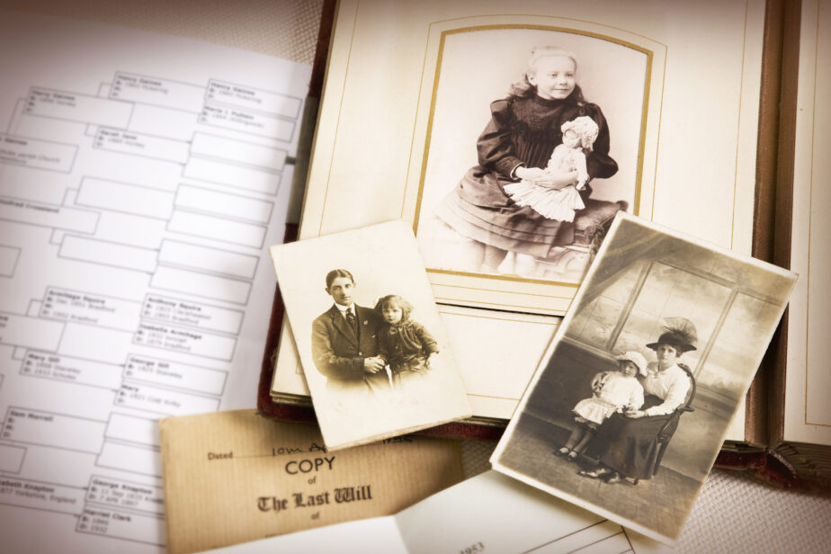 What is in an Obituary Archive?