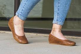Benefits of Wearing Women’s Casual Shoes